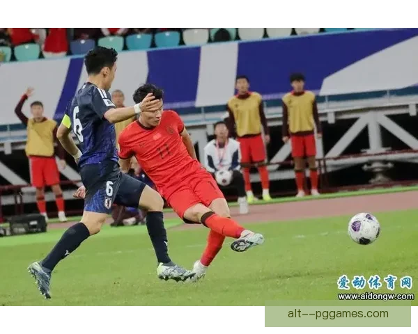 国足主场失利日本队 展现差距引发球迷深思