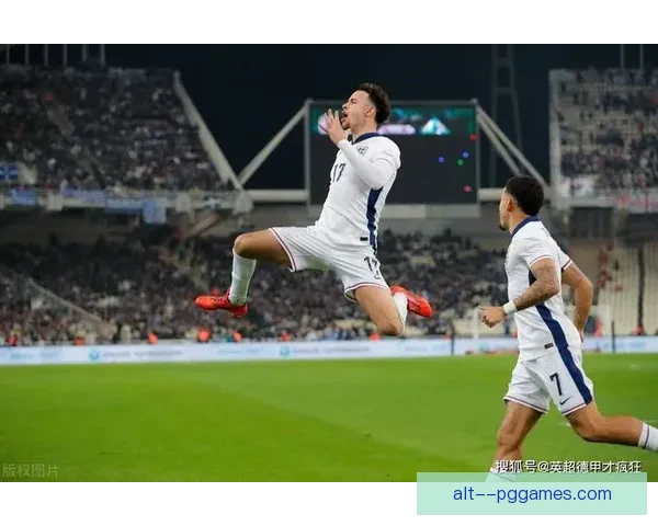 柯蒂斯琼斯在利物浦中场稳步成长成功入选英格兰国家队